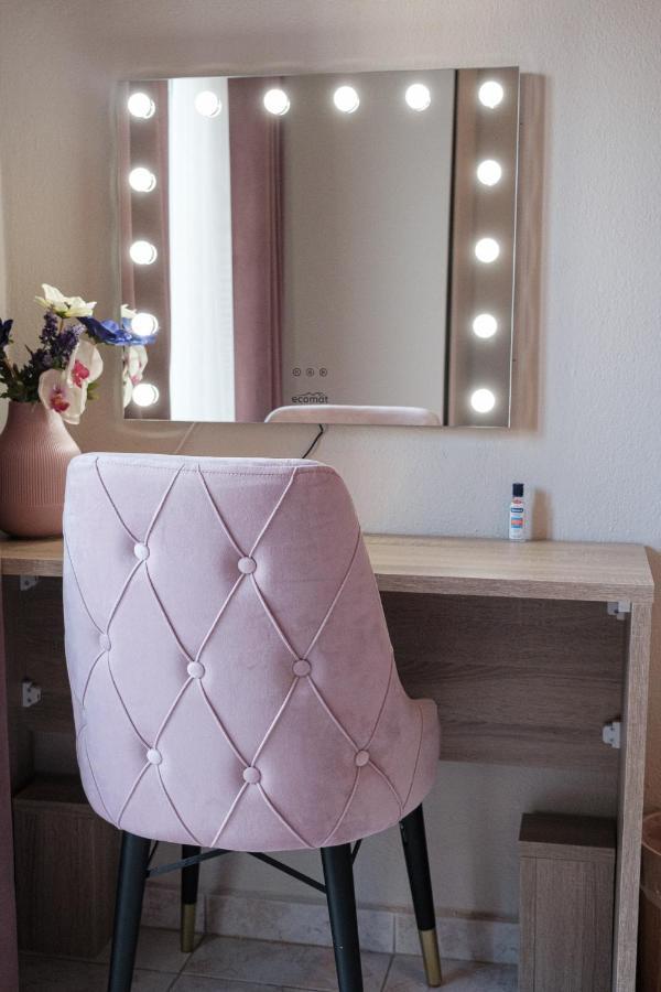 Remvi Apartment Komotini Bagian luar foto